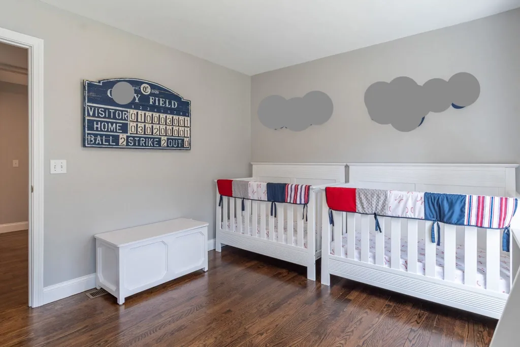 54 Windsor Boulevard Londonderry NH 03053