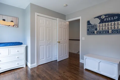 54 Windsor Boulevard Londonderry NH 03053