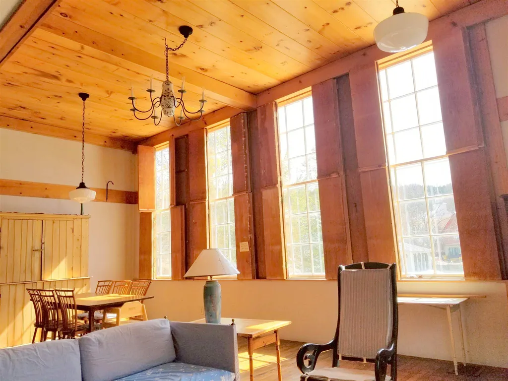 5 Schoolhouse Road Topsham VT 05076
