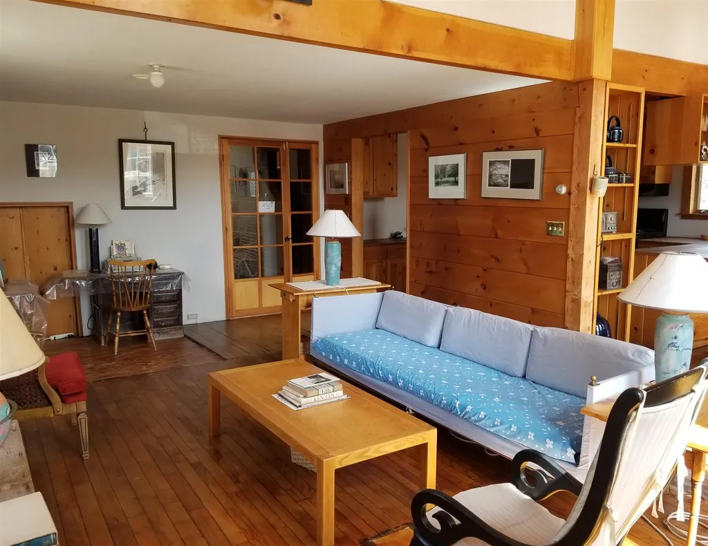 5 Schoolhouse Road Topsham VT 05076