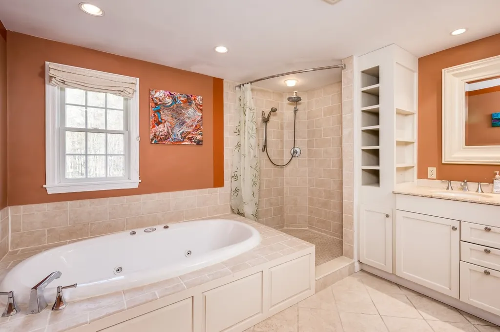 5 Tirrell Place Durham NH 03824