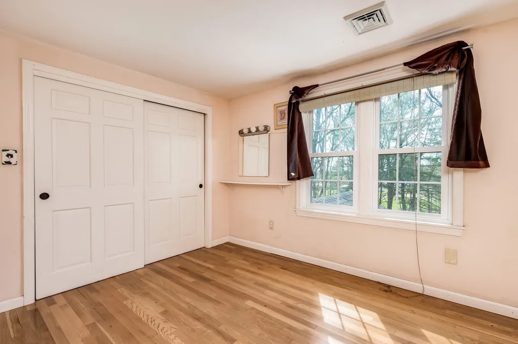 5 Tirrell Place Durham NH 03824