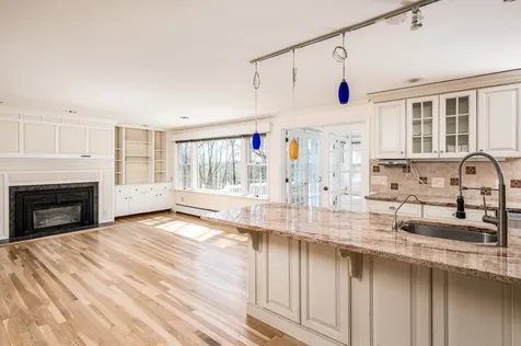 5 Tirrell Place Durham NH 03824