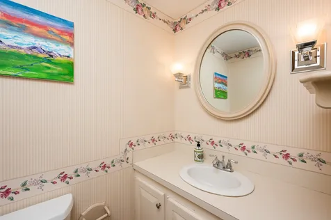 5 Tirrell Place Durham NH 03824