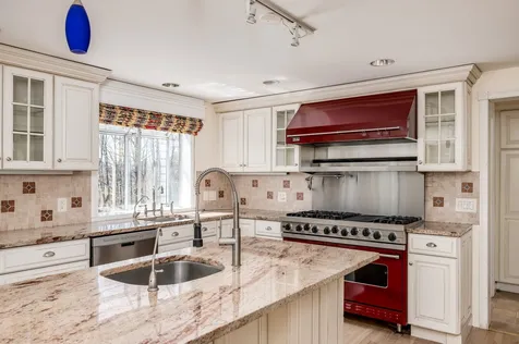 5 Tirrell Place Durham NH 03824