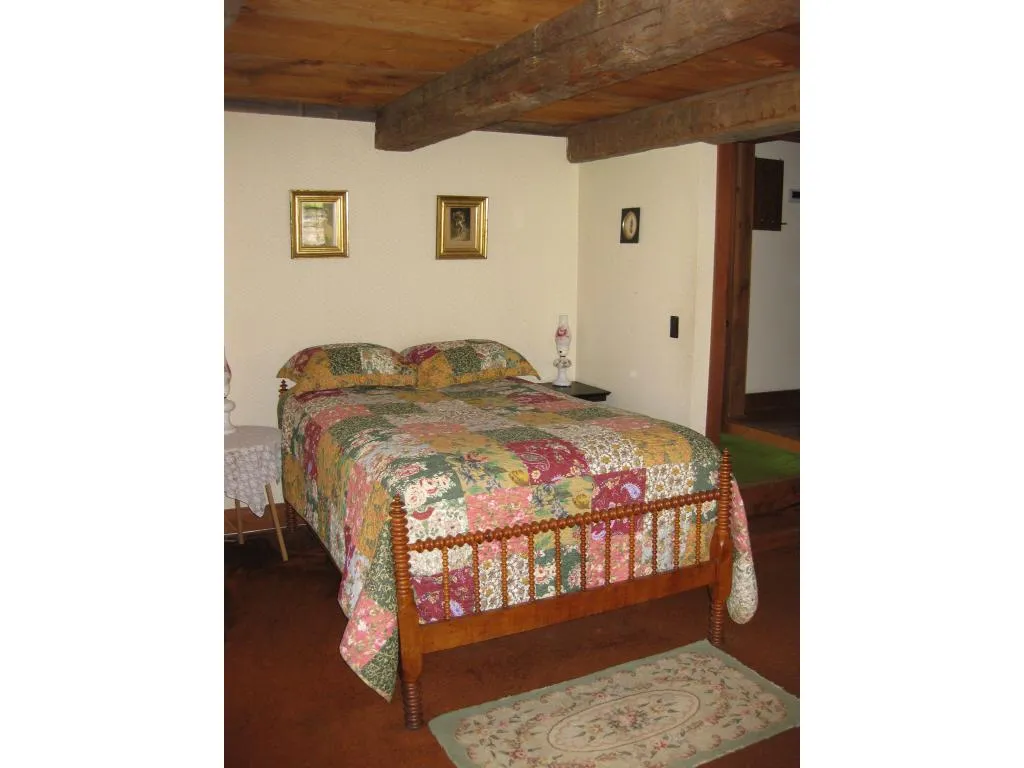 1140 Hinkley Brook Road Grafton VT 05146