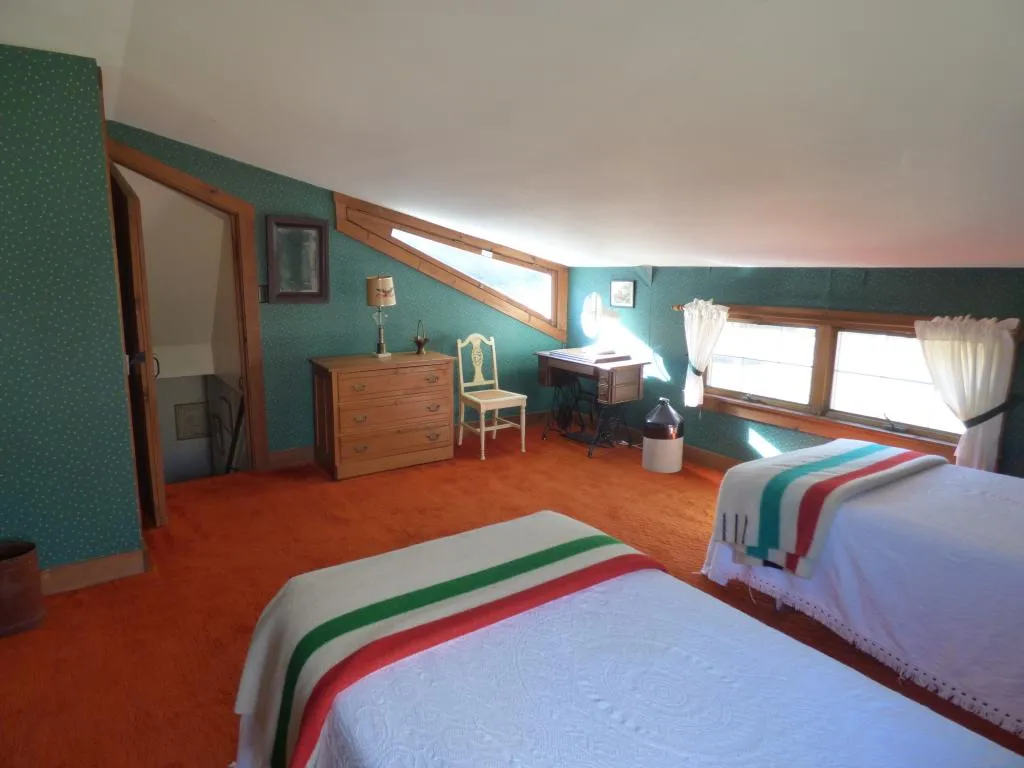 1140 Hinkley Brook Road Grafton VT 05146