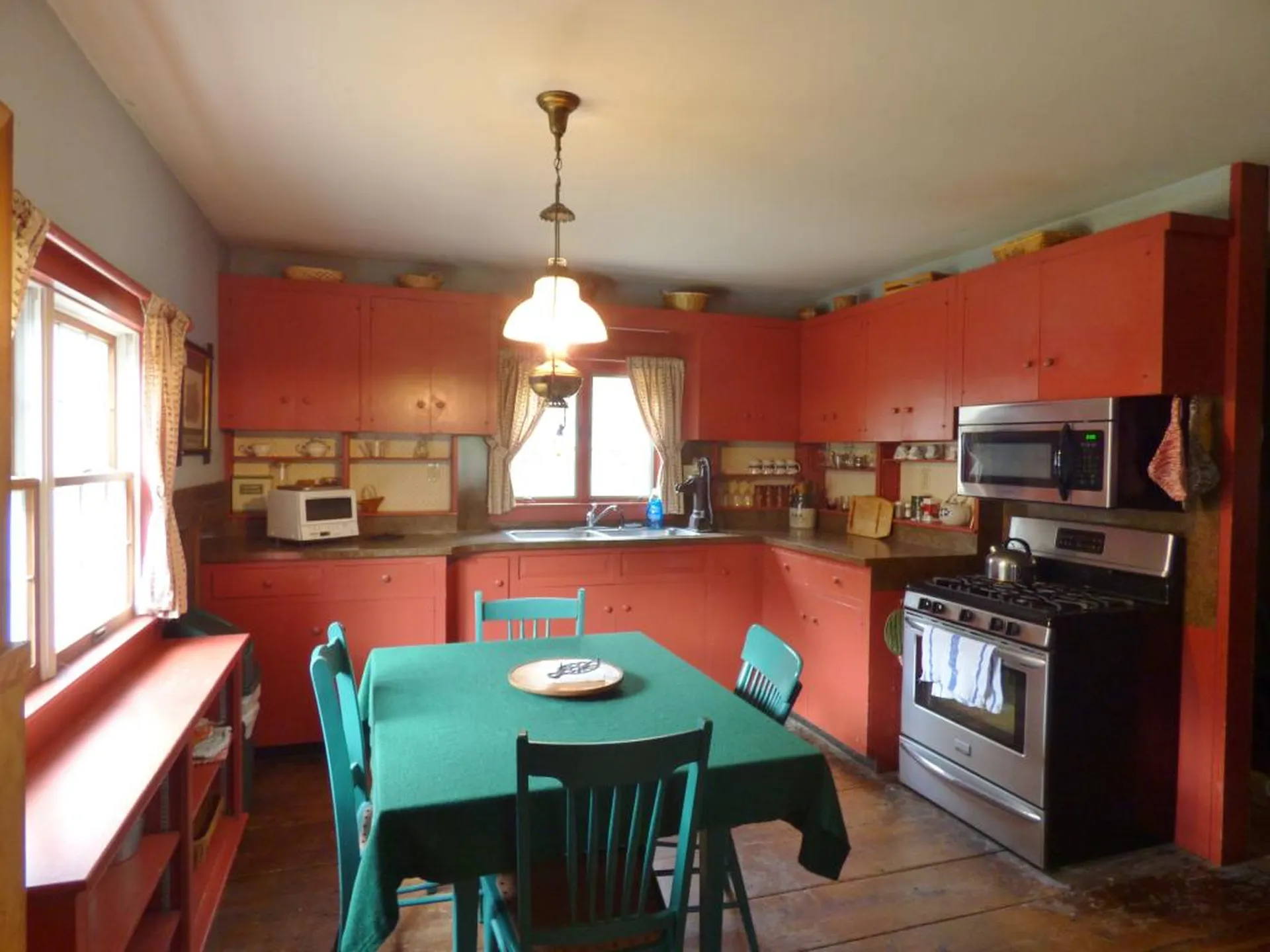 1140 Hinkley Brook Road Grafton VT 05146