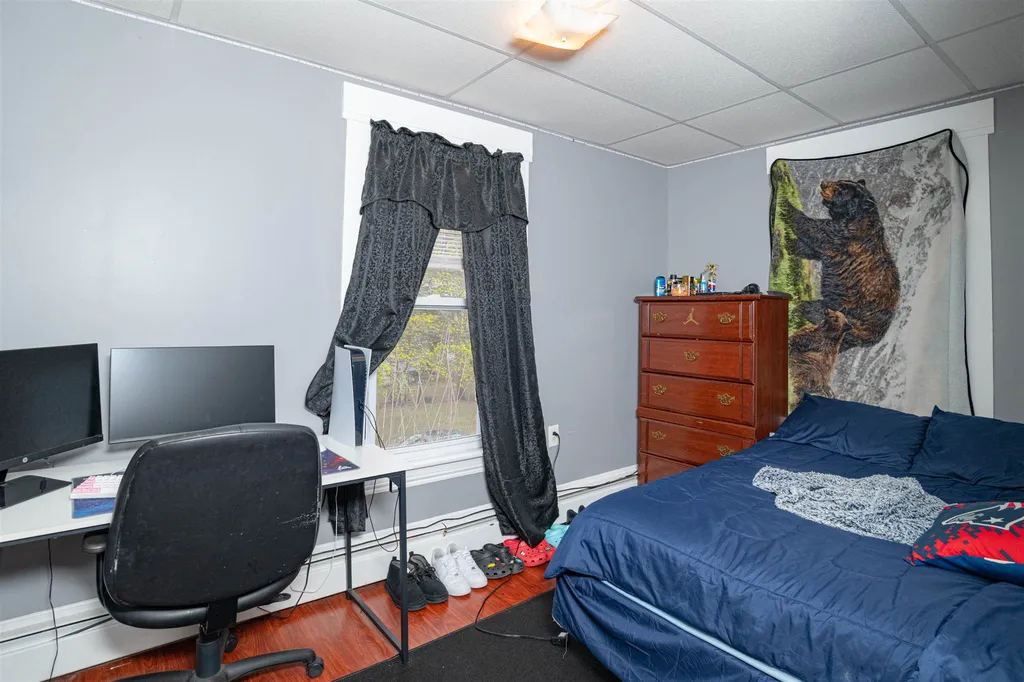 86 A Street Manchester NH 03102