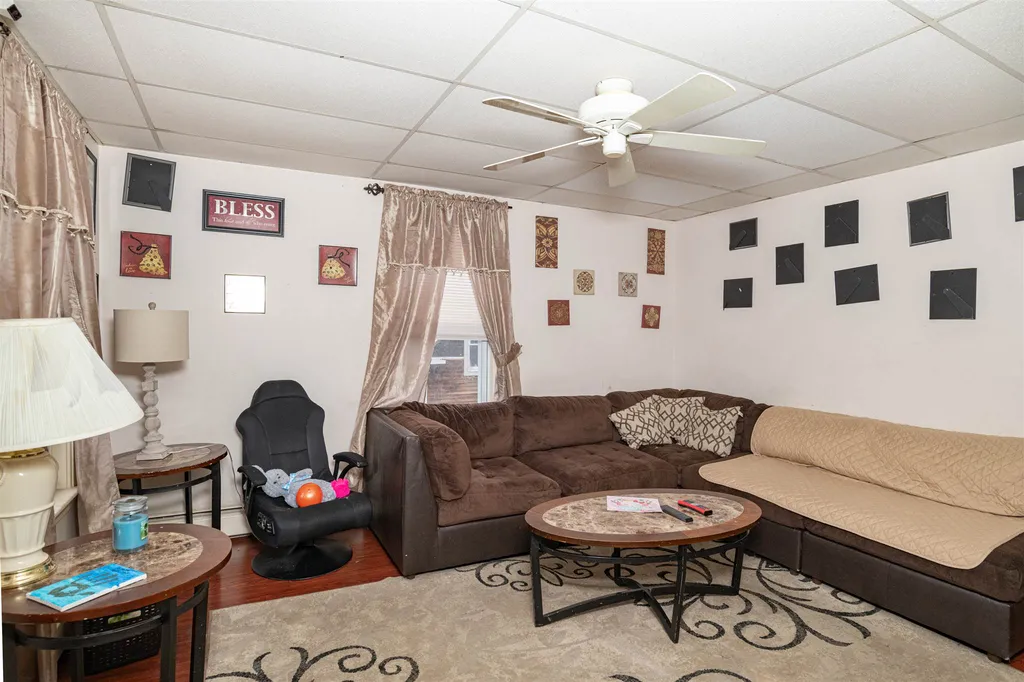 86 A Street Manchester NH 03102