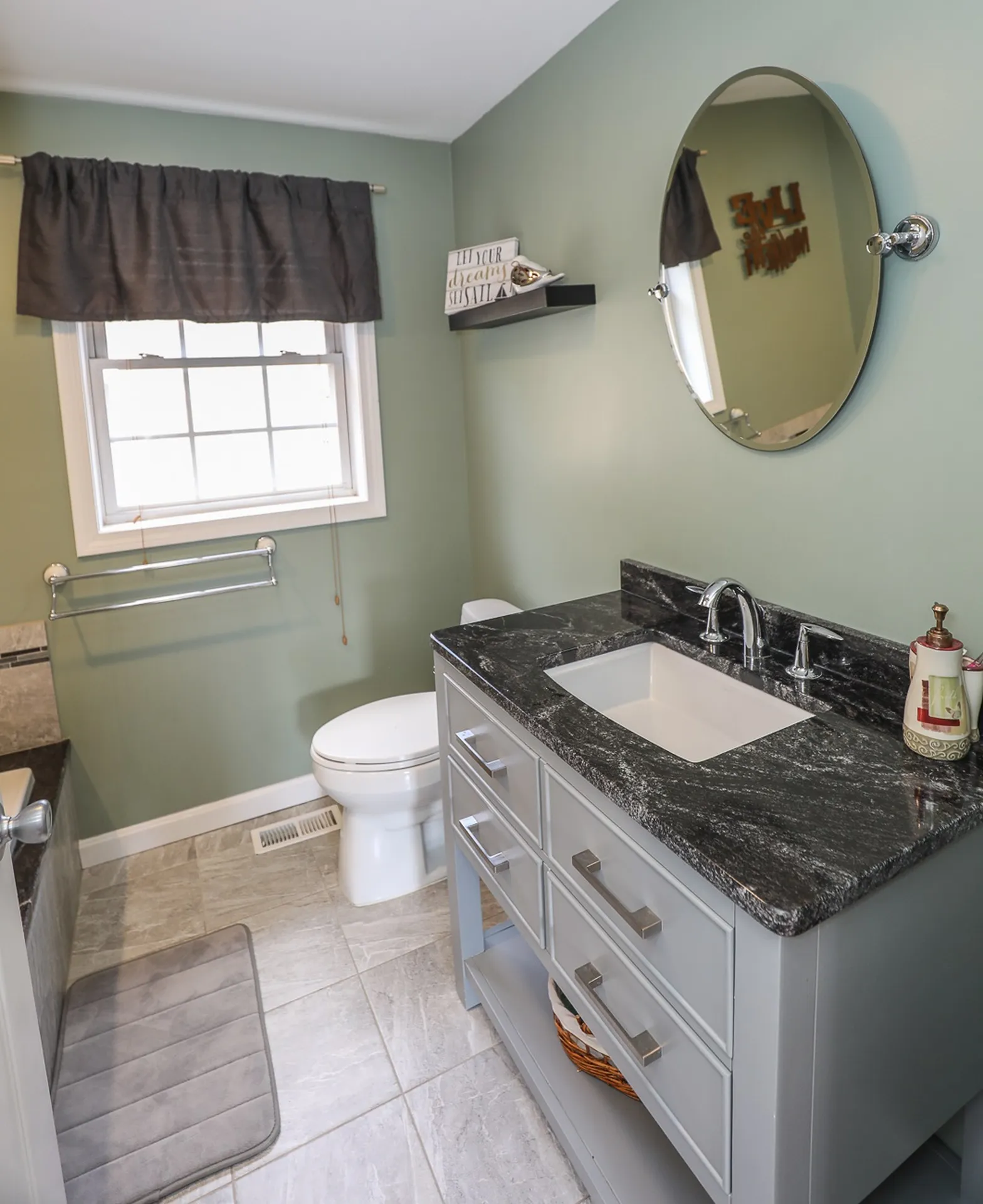12 Buckthorn Street Londonderry NH 03053