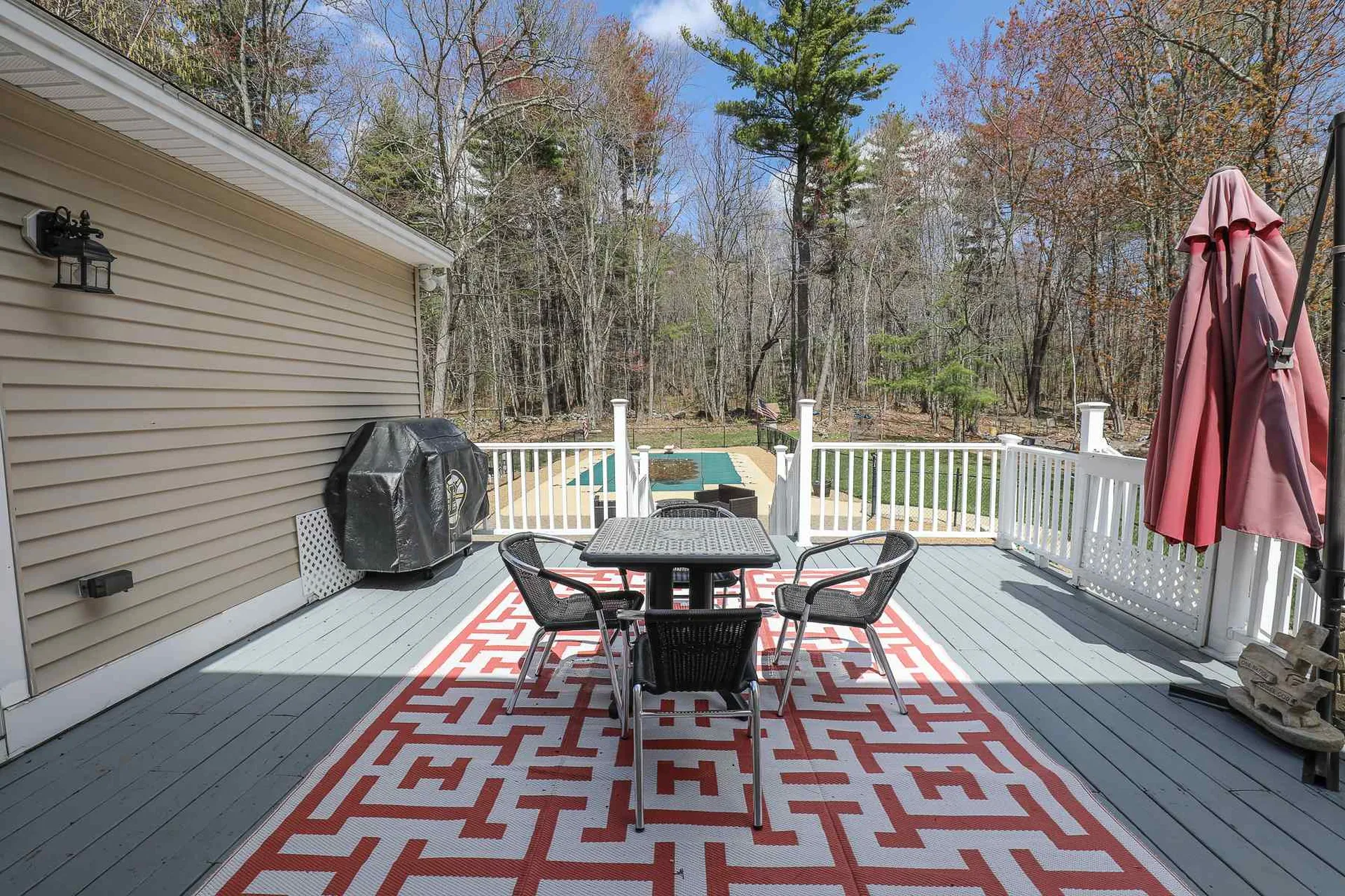 12 Buckthorn Street Londonderry NH 03053