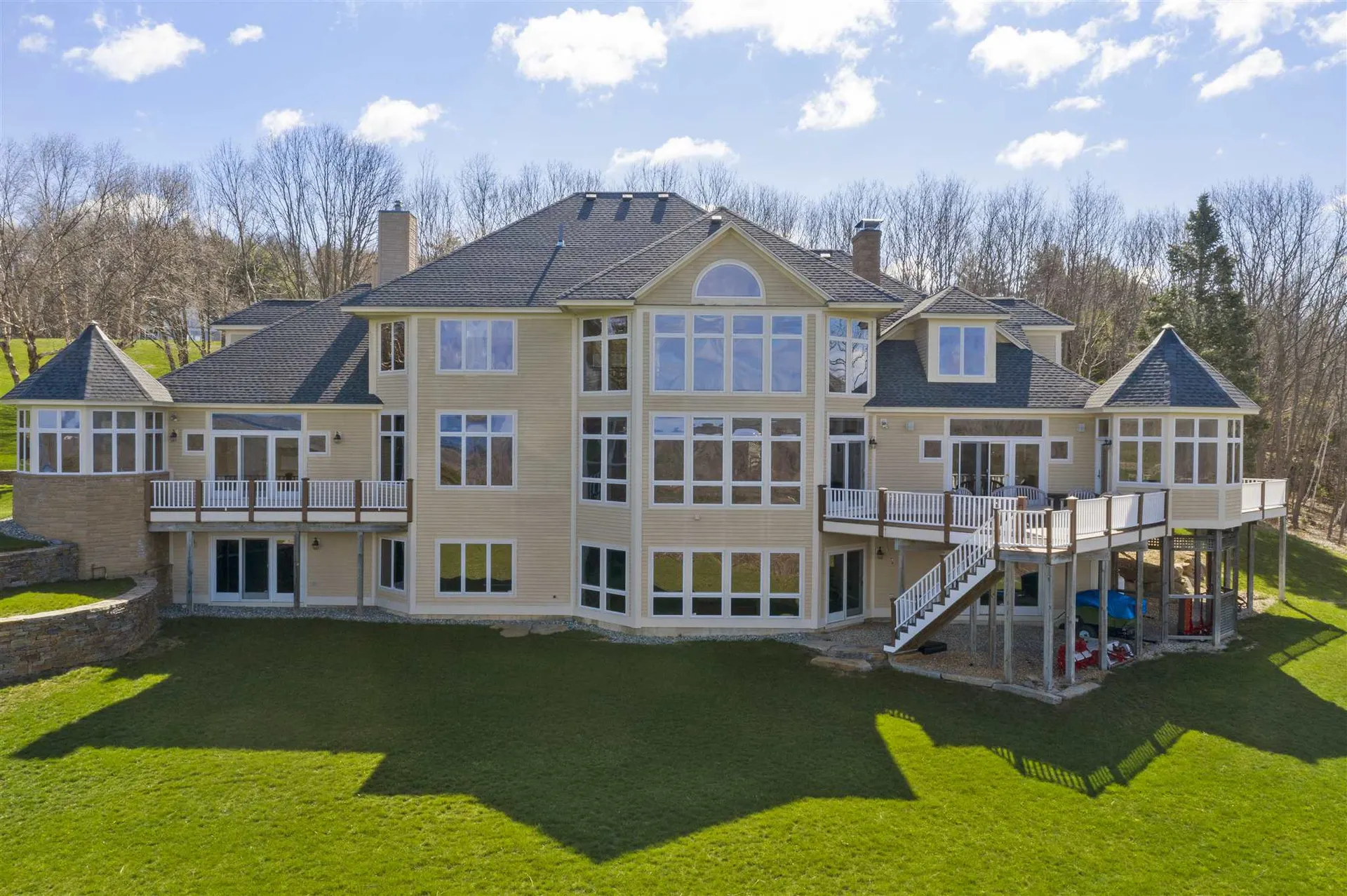 64 Sterling Place Bow NH 03304