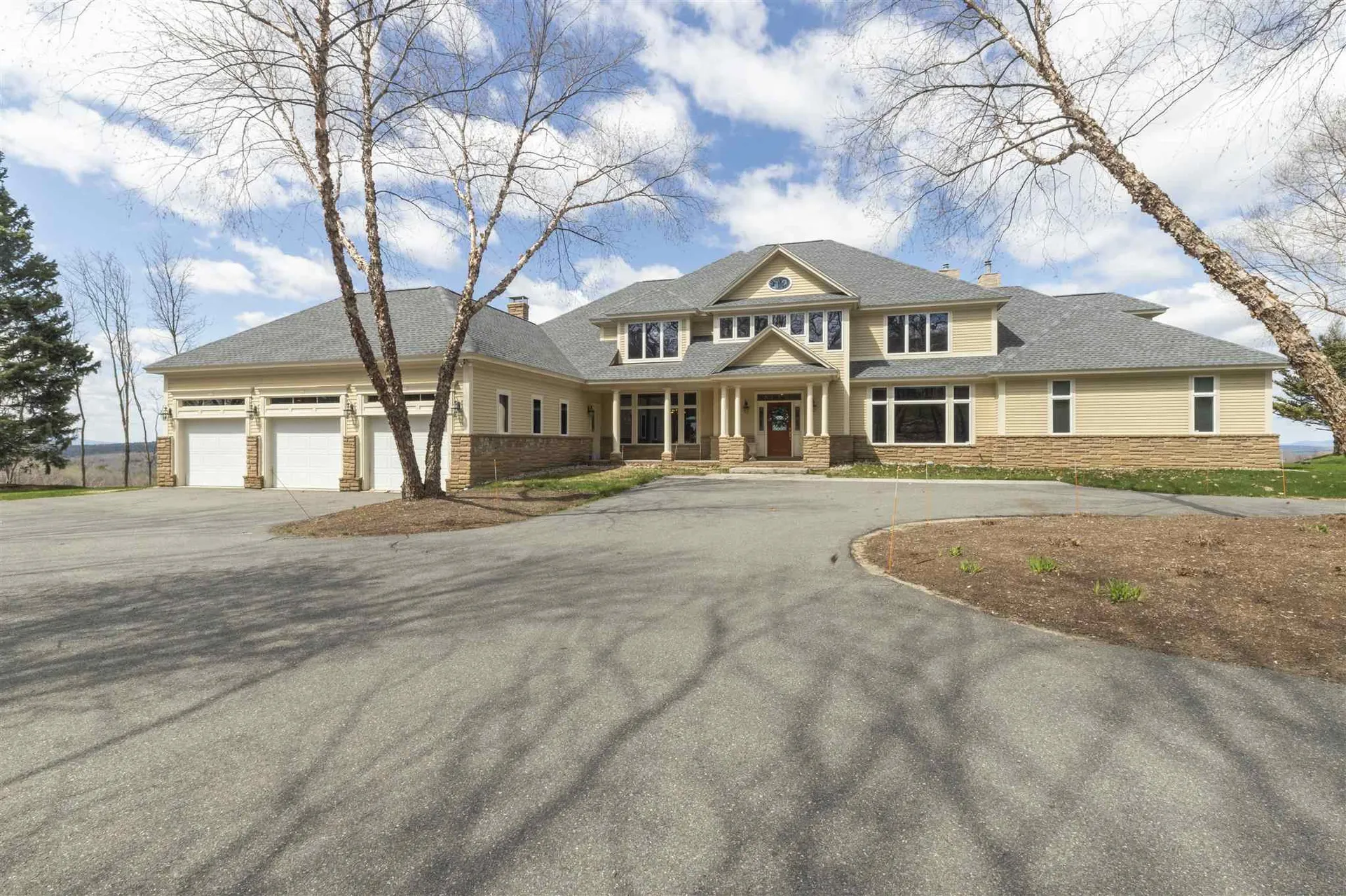 64 Sterling Place Bow NH 03304