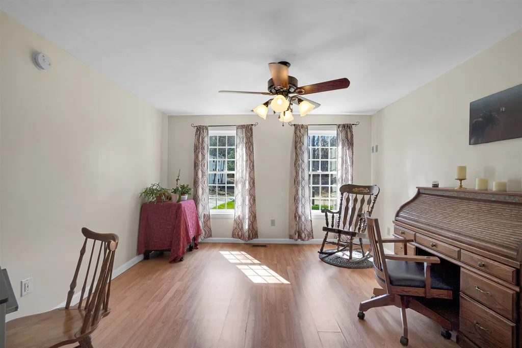 9 Squire Road Fremont NH 03044