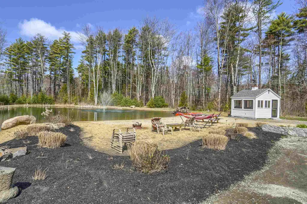 9 Squire Road Fremont NH 03044