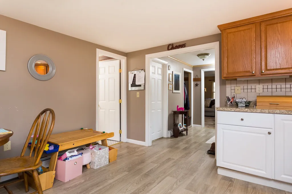 15 Exeter Road Newmarket NH 03857