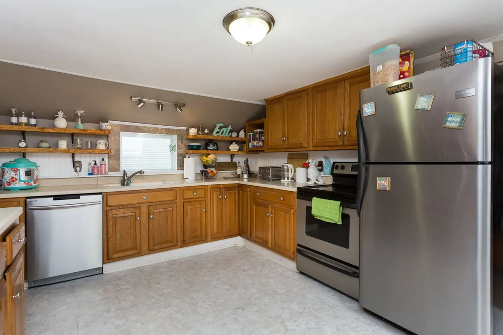 15 Exeter Road Newmarket NH 03857