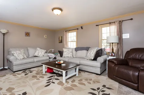 15 Exeter Road Newmarket NH 03857