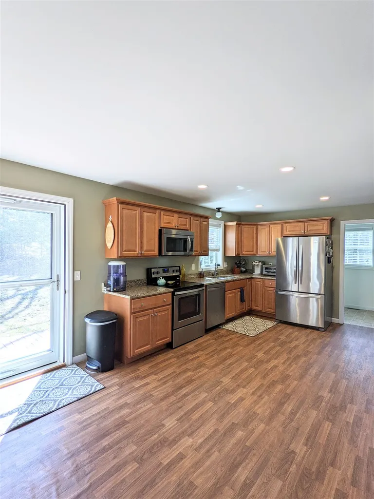 8 Ash Street Northwood NH 03261
