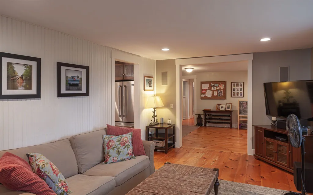 492 Whitcomb Road Walpole NH 03608