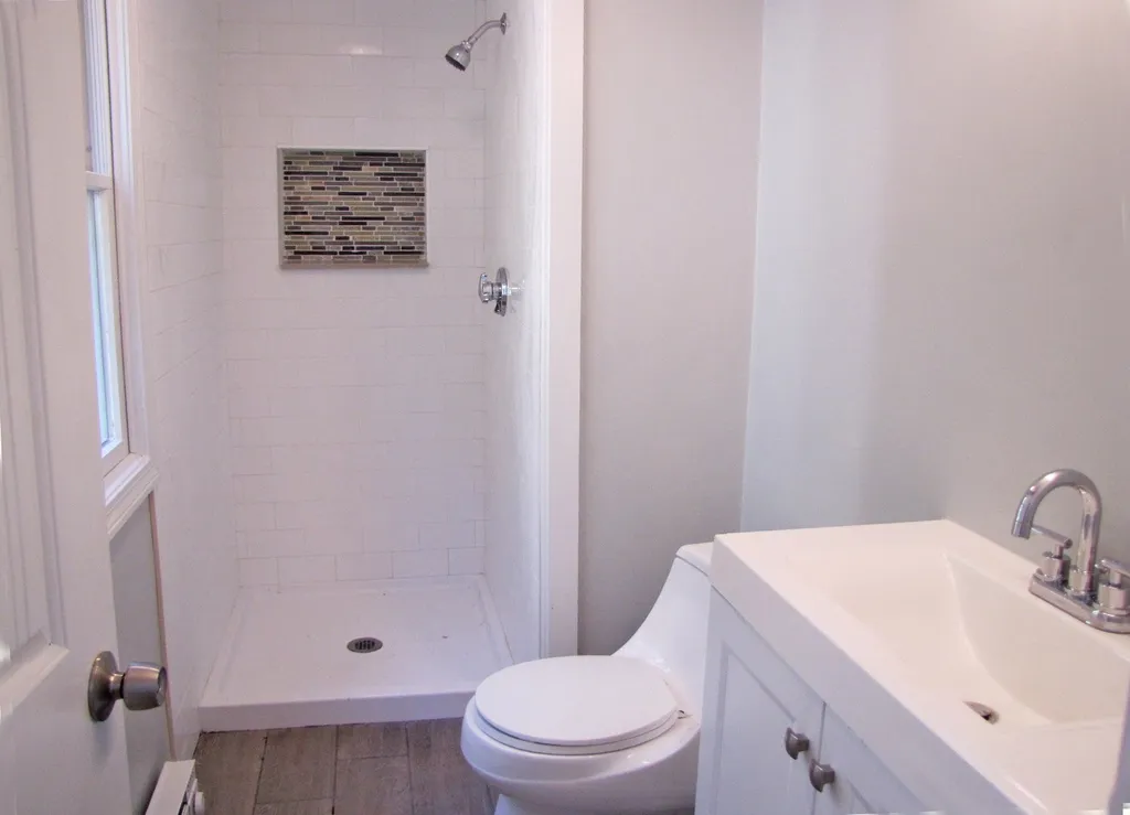 37 Spring Street Hillsborough NH 03244