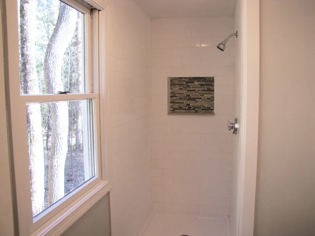 37 Spring Street Hillsborough NH 03244
