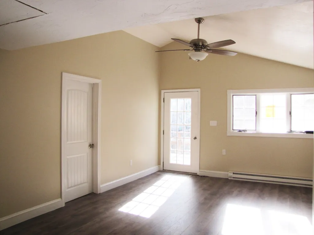 37 Spring Street Hillsborough NH 03244