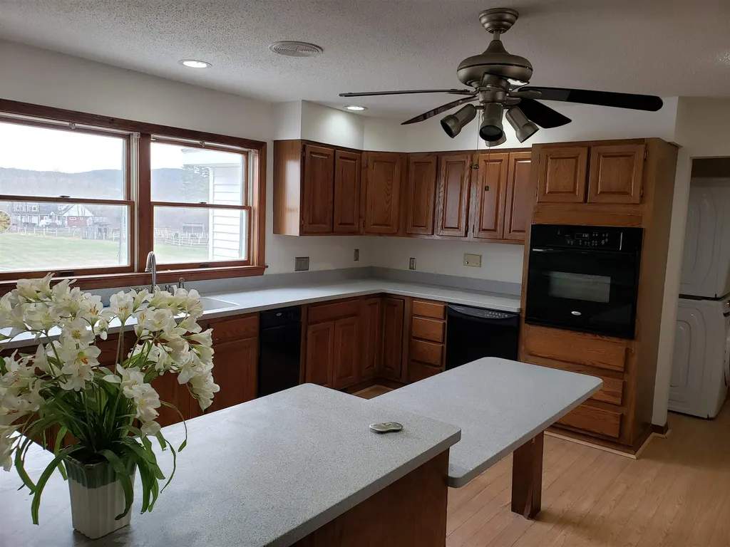 15 Wescott Road Enfield NH 03748