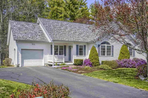 24 Briallia Circle Newmarket NH 03857