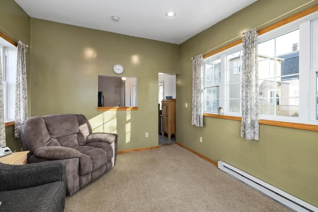 306 Thornton Street Portsmouth NH 03801