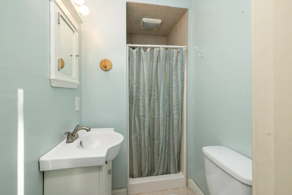 306 Thornton Street Portsmouth NH 03801