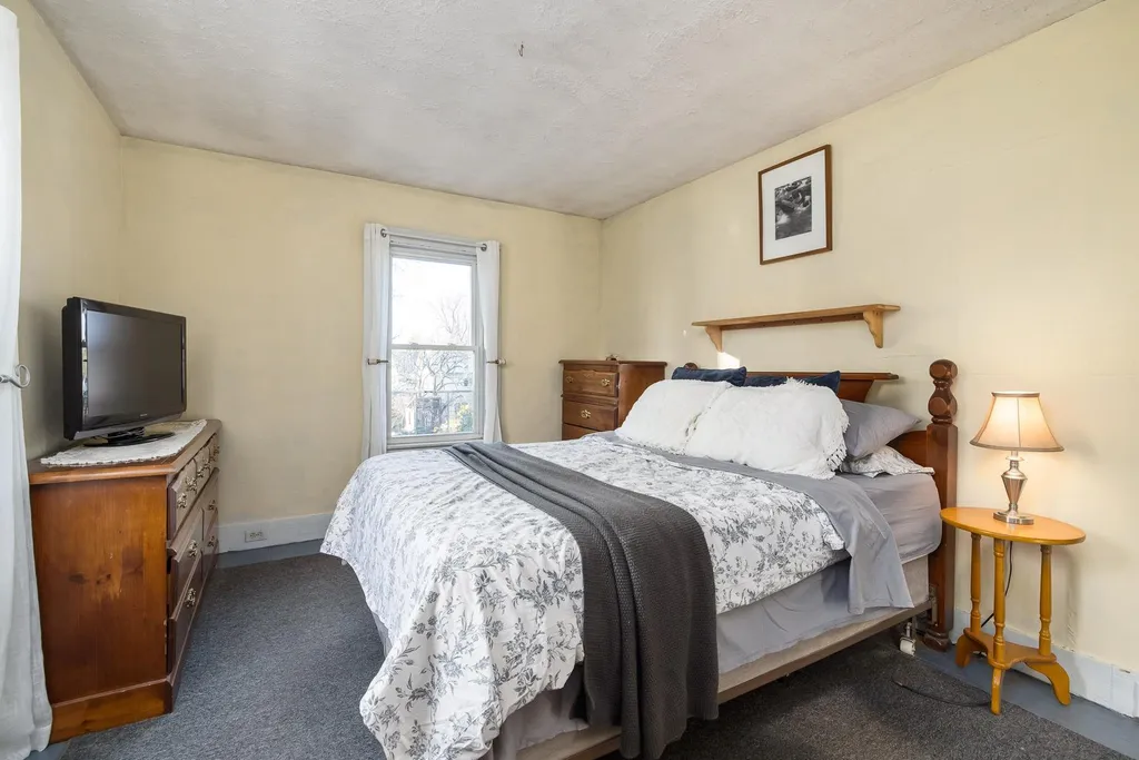 306 Thornton Street Portsmouth NH 03801