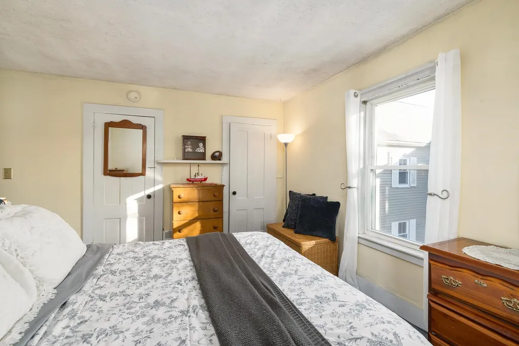 306 Thornton Street Portsmouth NH 03801