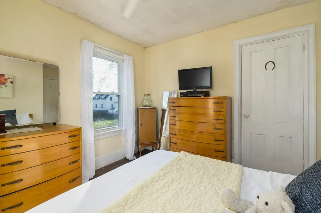 306 Thornton Street Portsmouth NH 03801