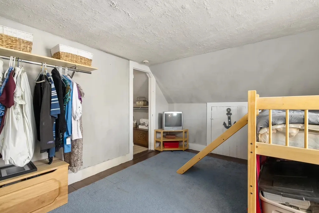 306 Thornton Street Portsmouth NH 03801