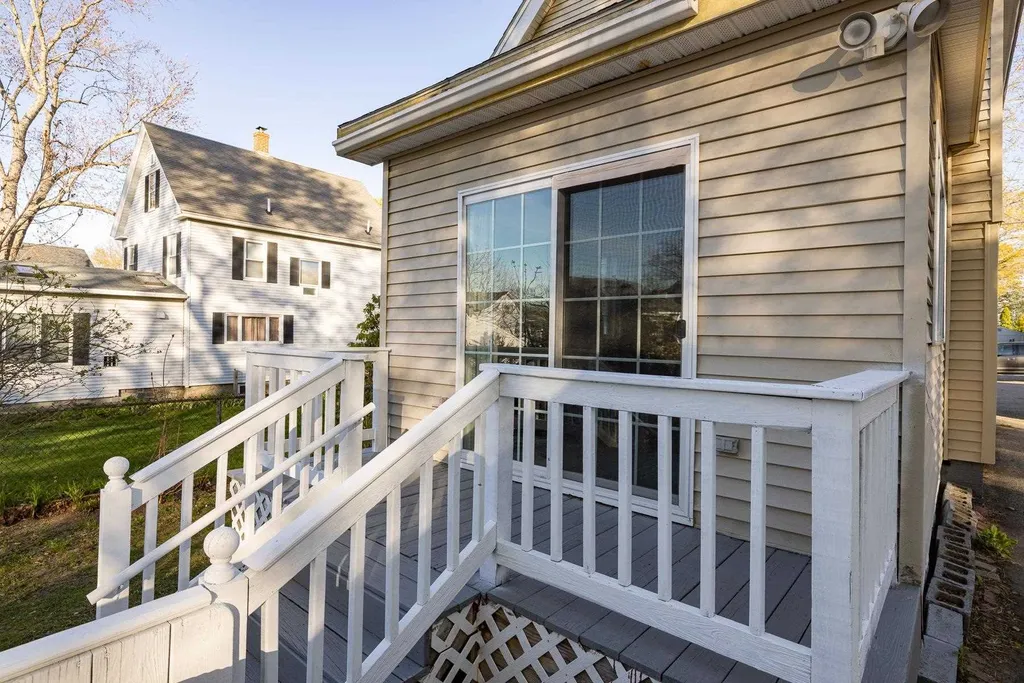 306 Thornton Street Portsmouth NH 03801