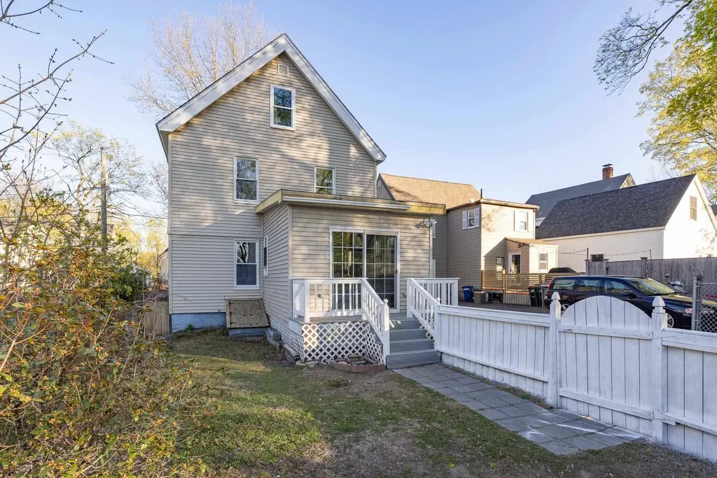 306 Thornton Street Portsmouth NH 03801