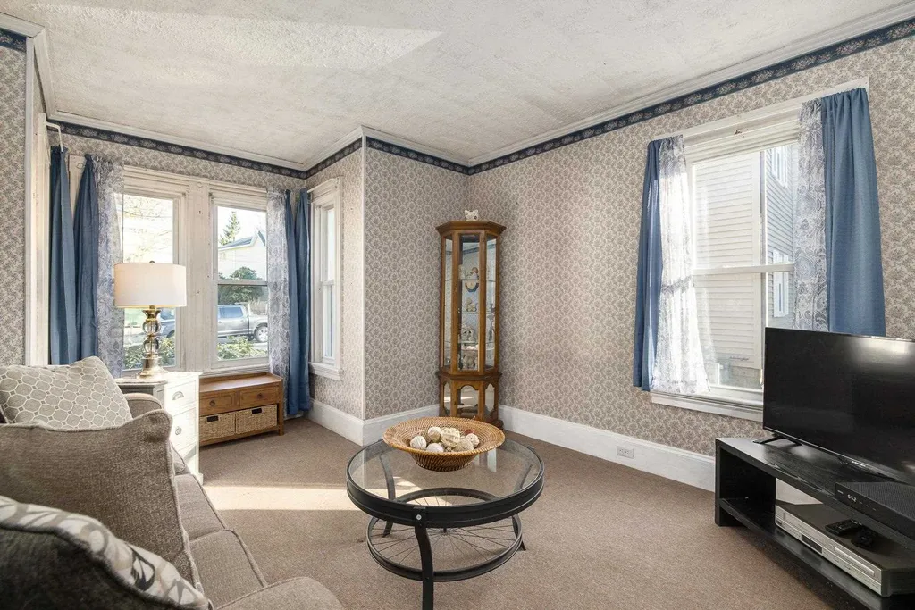 306 Thornton Street Portsmouth NH 03801