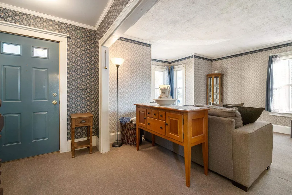 306 Thornton Street Portsmouth NH 03801
