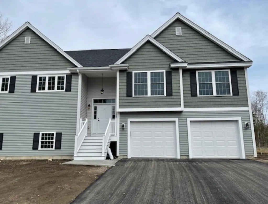 31 Cypress Circle Exeter NH 03833
