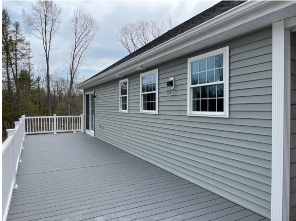31 Cypress Circle Exeter NH 03833