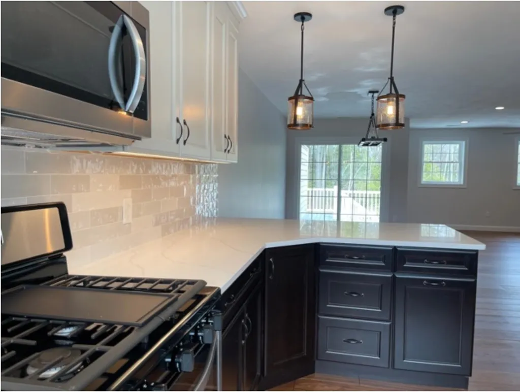 31 Cypress Circle Exeter NH 03833