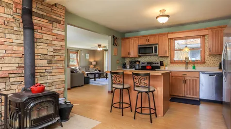 83 Gordon Street Manchester NH 03109