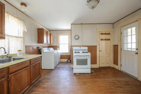 336 Spruce Street Manchester NH 03103