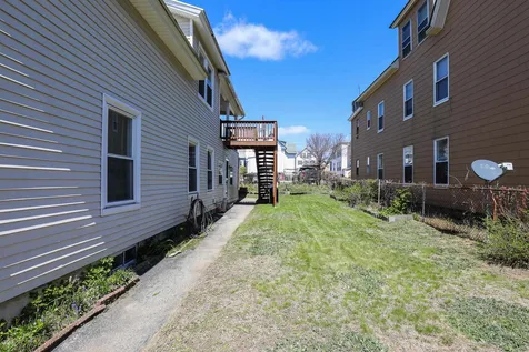 336 Spruce Street Manchester NH 03103