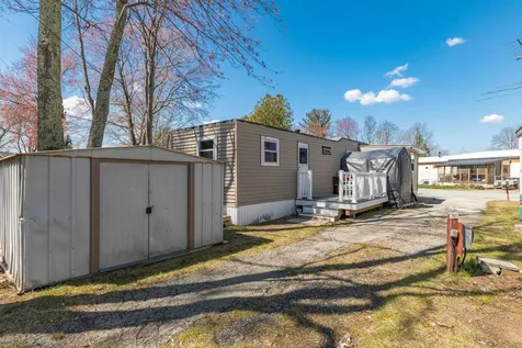 9 Friendship Drive Salem NH 03079