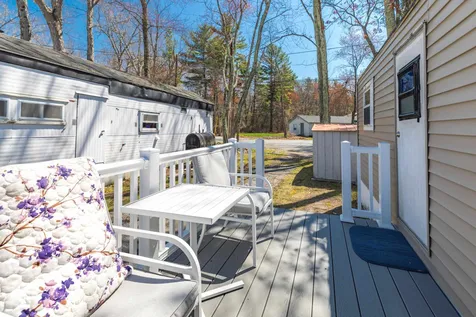 9 Friendship Drive Salem NH 03079