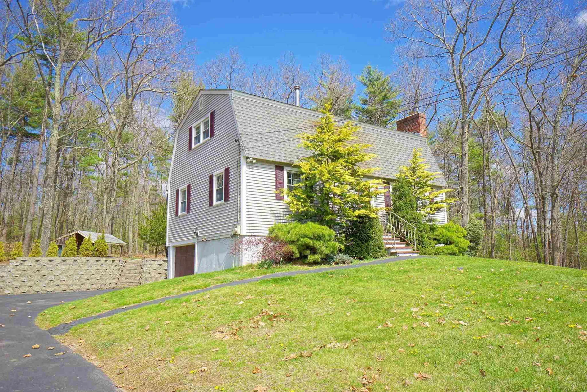 50 Brady Avenue Derry NH 03038