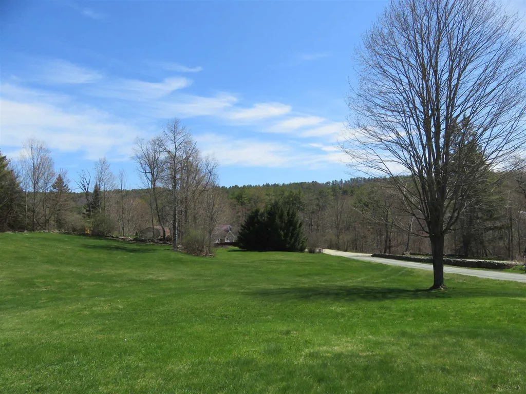 22 Maple Road Canaan NH 03741